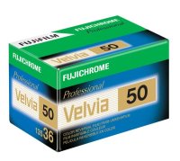 Fuji Fujichrome Velvia 50, 135/36 Kleinbildfilm (MHD...