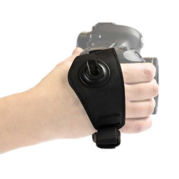 Restrap Grip Sling Handschlaufe mit Schnellverschluss und Magnethalterung