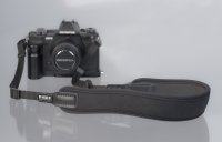 Kaiser | Neopren-Tragegurt "Profi", für DSLR-Kameras, spiegellose Systemkameras und Ferngläser